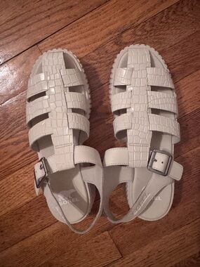 Sorel Ivory Croc-Embossed Fisherman Sandals